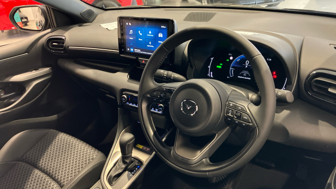 Mazda 2 Hybrid 1.5i Hybrid Homura 5dr CVT Hybrid Hatchback - Image 11
